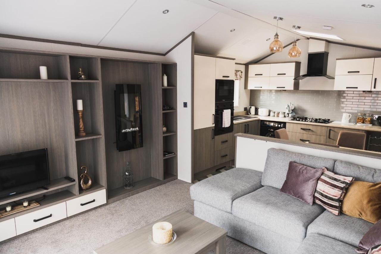 Atlas Ovation Lodge Auchterarder Esterno foto
